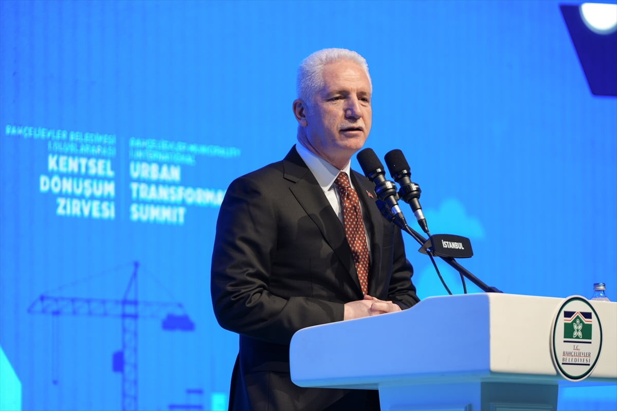 Bahçelievler Belediyesi tarafından, belediyenin kongre merkezinde kentsel dönüşüm süreçlerinin...