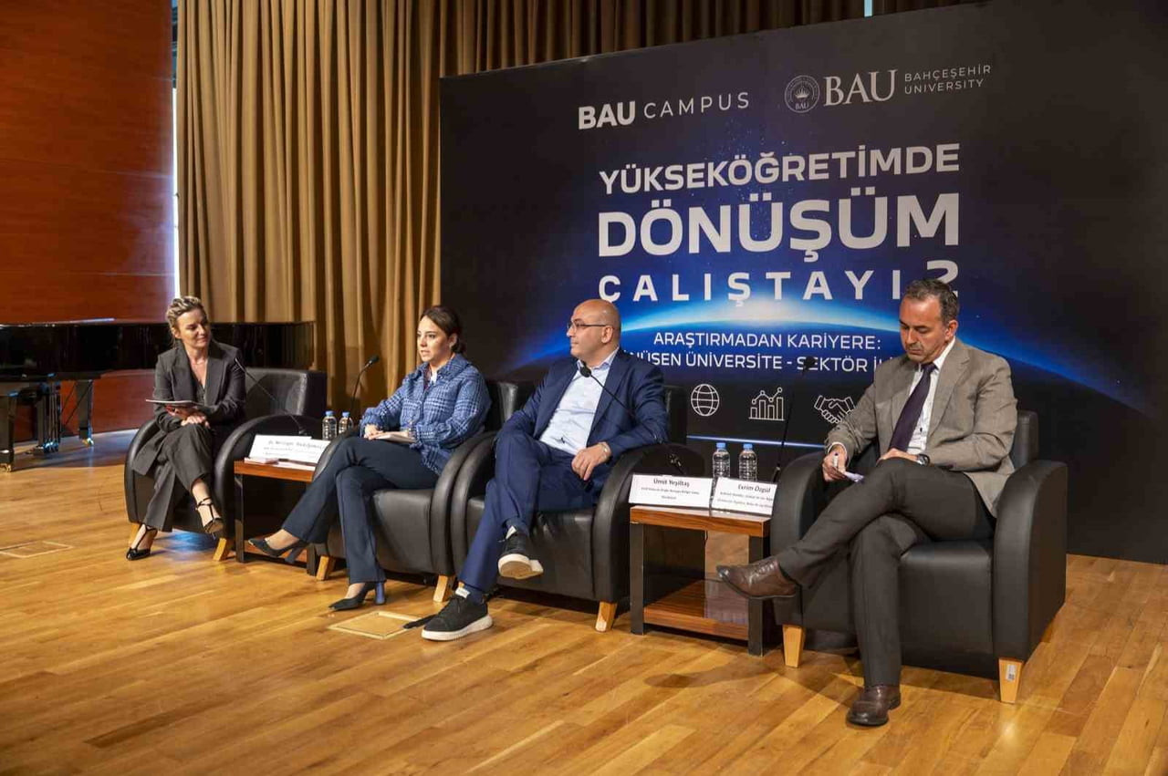 BAHÇEŞEHİR ÜNİVERSİTESİNDE DÜZENLENEN "YÜKSEKÖĞRETİM ÇALIŞTAYI 2"DE, ÜNİVERSİTE-SEKTÖR...