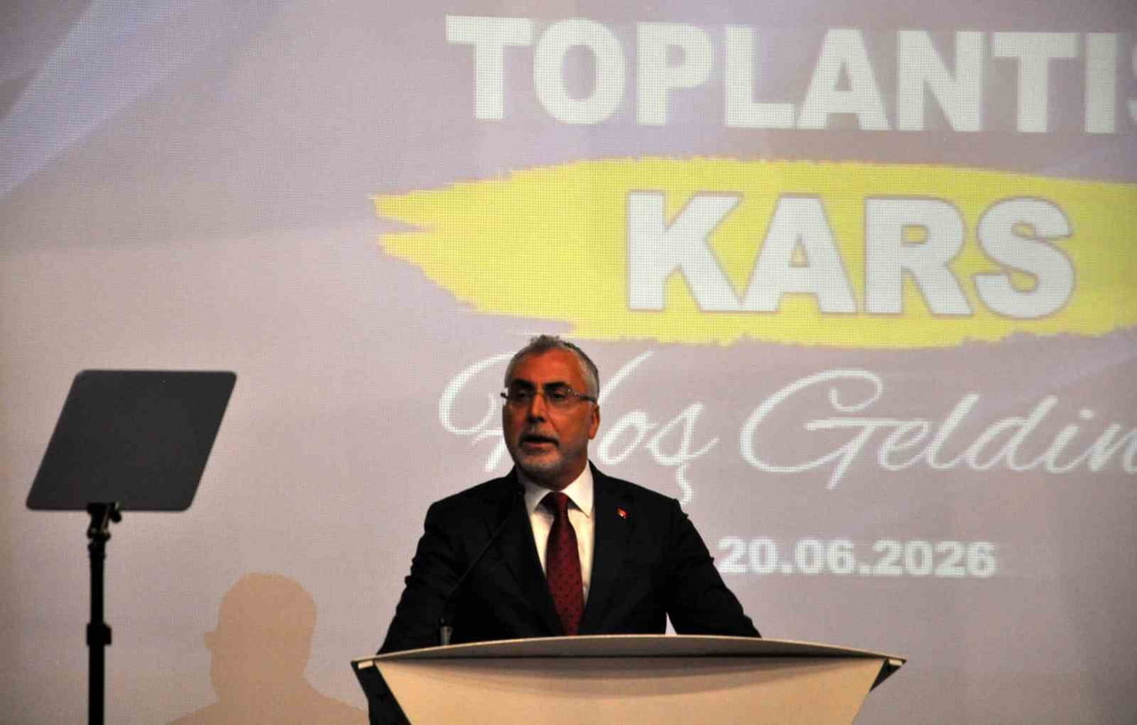 BAKAN IŞIKHAN, AK PARTİ KARS GENİŞLETİLMİŞ İL DANIŞMA MECLİSİ TOPLANTISI'NDA KONUŞTU