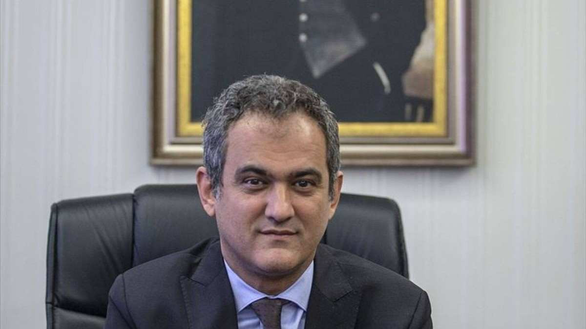 Bakan Özer'den