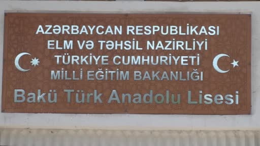 Bakü Türk Anadolu Lisesi'nde kan bağışı kampanyası gerçekleştirildi. Türkiye'nin Bakü Büyükelçisi...