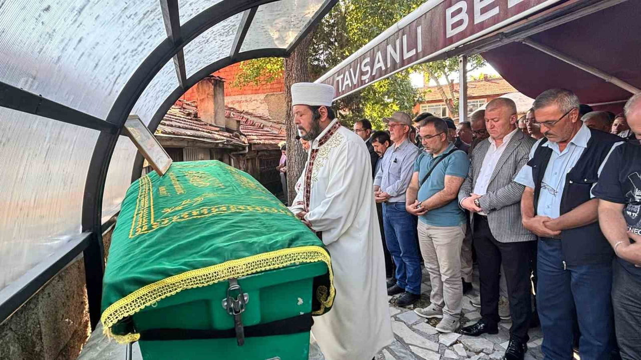 BALIK TUTMAYA GİTTİĞİ KIZILIRMAK KENARINDA HAYATINI KAYBEDEN GENÇ TEKNİKER TAVŞANLI’DA...