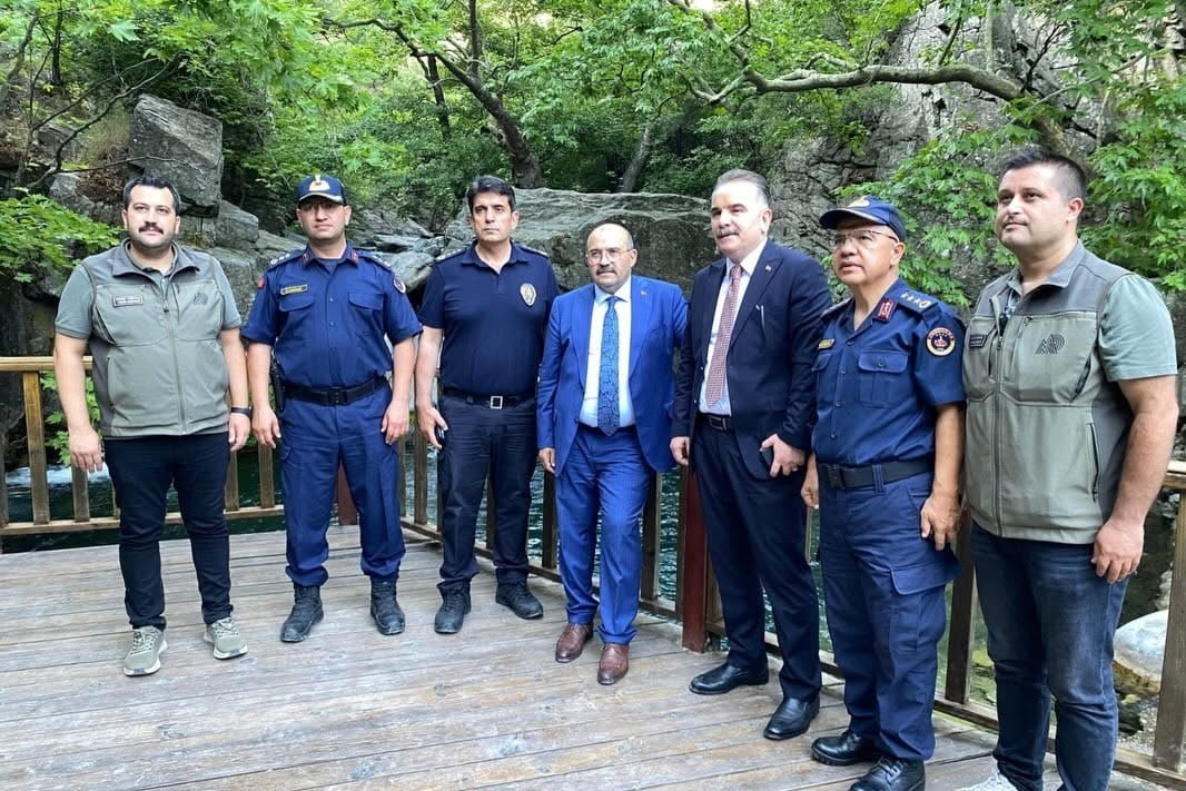 BALIKESİR VALİSİ İSMAİL USTAOĞLU, KAZDAĞI MİLLİ PARKI SINIRLARI İÇERİSİNDE YER ALAN VE BÖLGENİN EN...