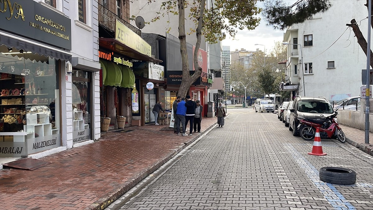 Balıkesir'de Edremit Körfezi Sportif Amaçlı Balıkçı Teknesi ve Amatör Balıkçılar Derneği Başkanı...