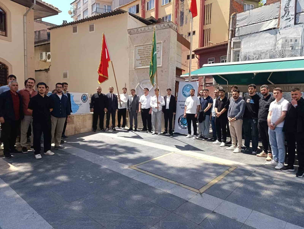 BALIKESİR'DE KUVAYI MİLLİYE RUHUYLA ADIYLA DERNEK KURULDU