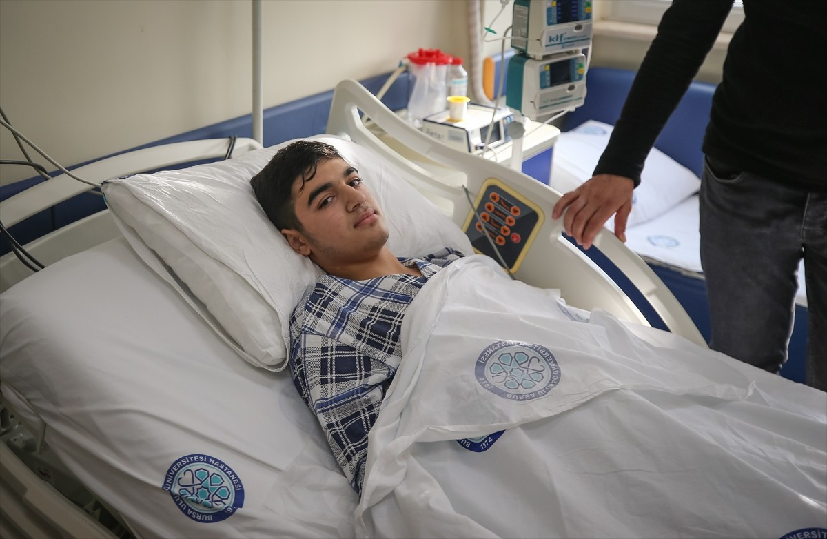 Balıkesir'de ormandan topladığı mantarı yedikten sonra karaciğer yetmezliği görülen 16 yaşındaki...