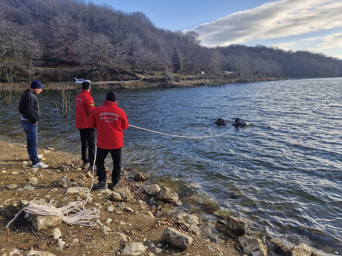 Balıkesir'in Erdek ilçesinde kamp yaptığı bölgeden aracıyla ayrıldıktan sonra kendisinden haber...
