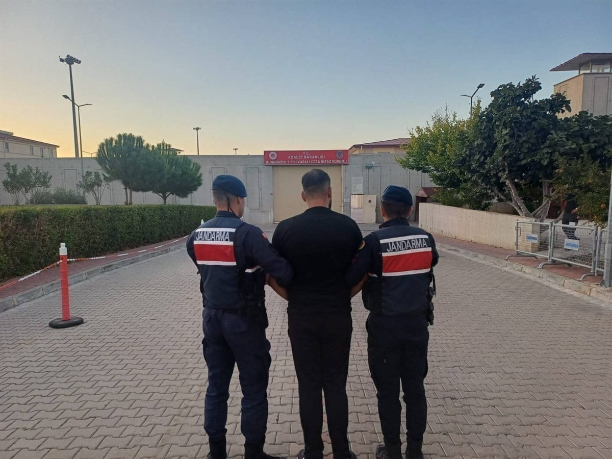 BALIKESİR’DE JANDARMA EKİPLERİ TARAFINDAN YAPILAN ASAYİŞ UYGULAMALARINDA HAPİS CEZASI BULUNAN 41...