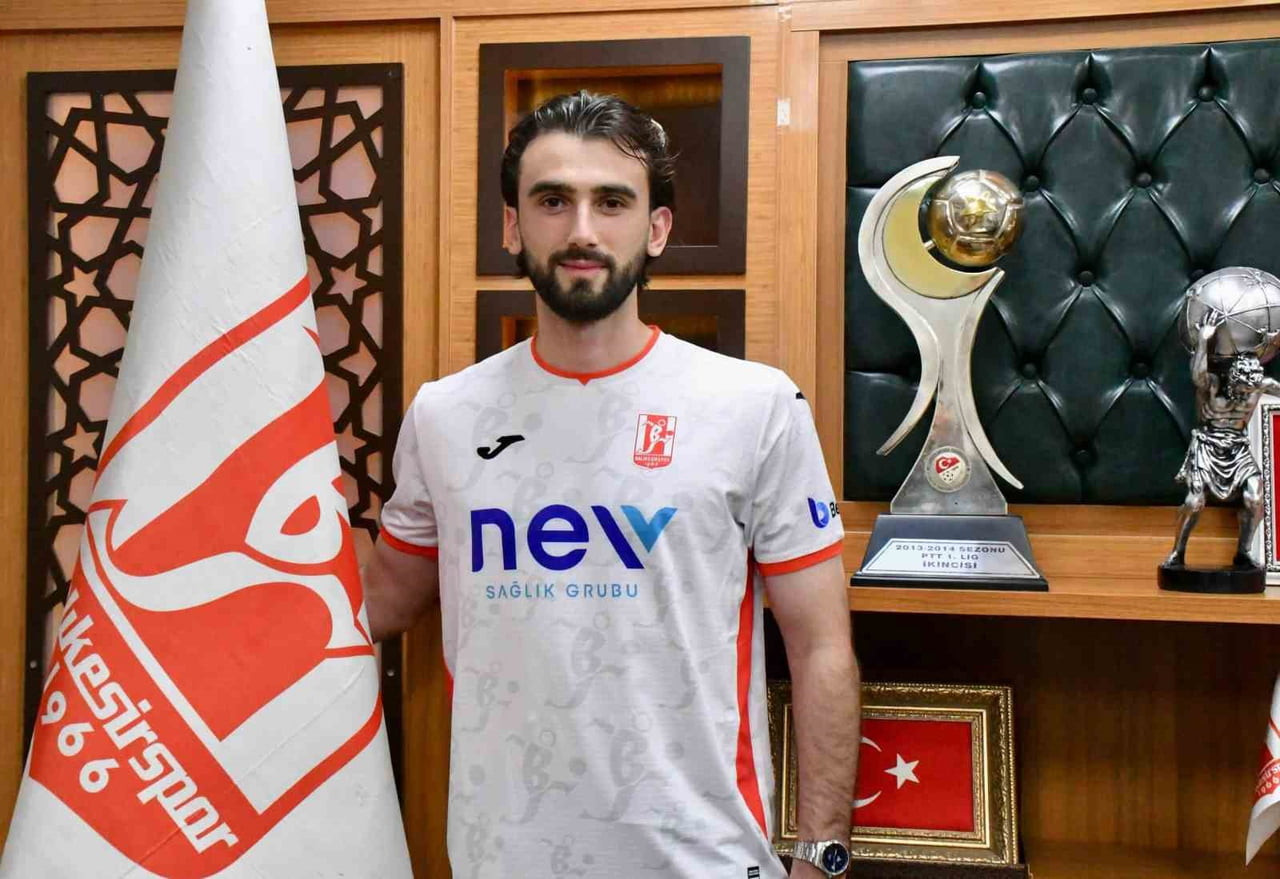 BALIKESİRSPOR HÜSEYİN AYAN İLE SÖZLEŞME İMZALADI