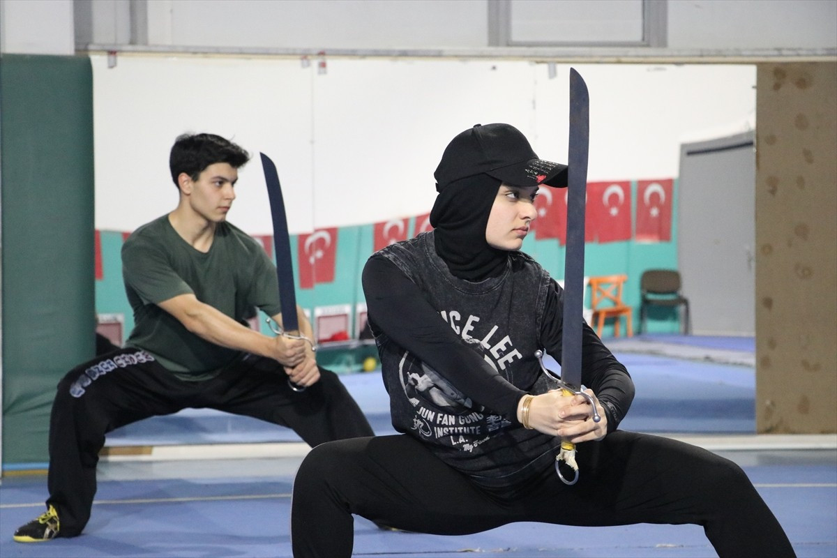 Balkan, Türkiye ve Avrupa şampiyonluklarının ardından ilk kez katıldığı dünya şampiyonasında altın...