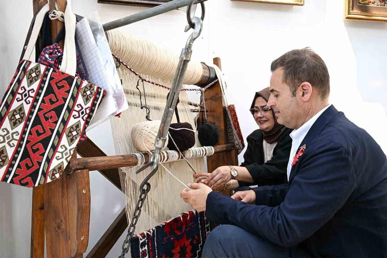 BALMEK'İN "BİR ŞEHİR, BİN EMEK" YIL SONU SERGİSİNDE KONUŞAN BALIKESİR BÜYÜKŞEHİR BELEDİYE BAŞKANI...