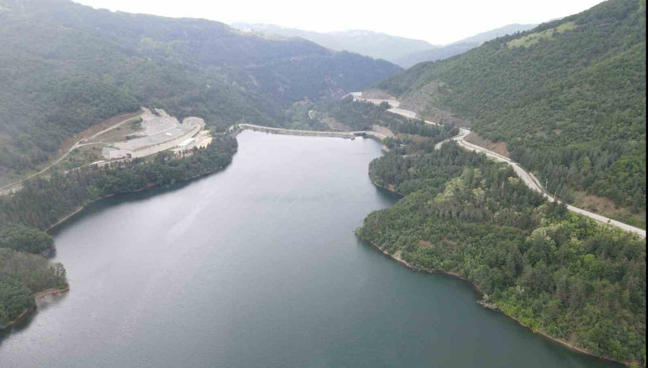 BARAJLAR YÜZDE 100 DOLDU KAPAKLAR AÇILDI