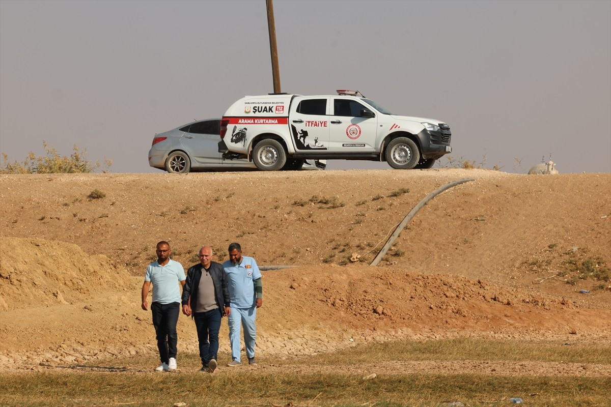Barış Pınarı Harekatı bölgesinde bulunan Rakka iline bağlı Tel Abyad ilçesinde yüzmek için girdiği...