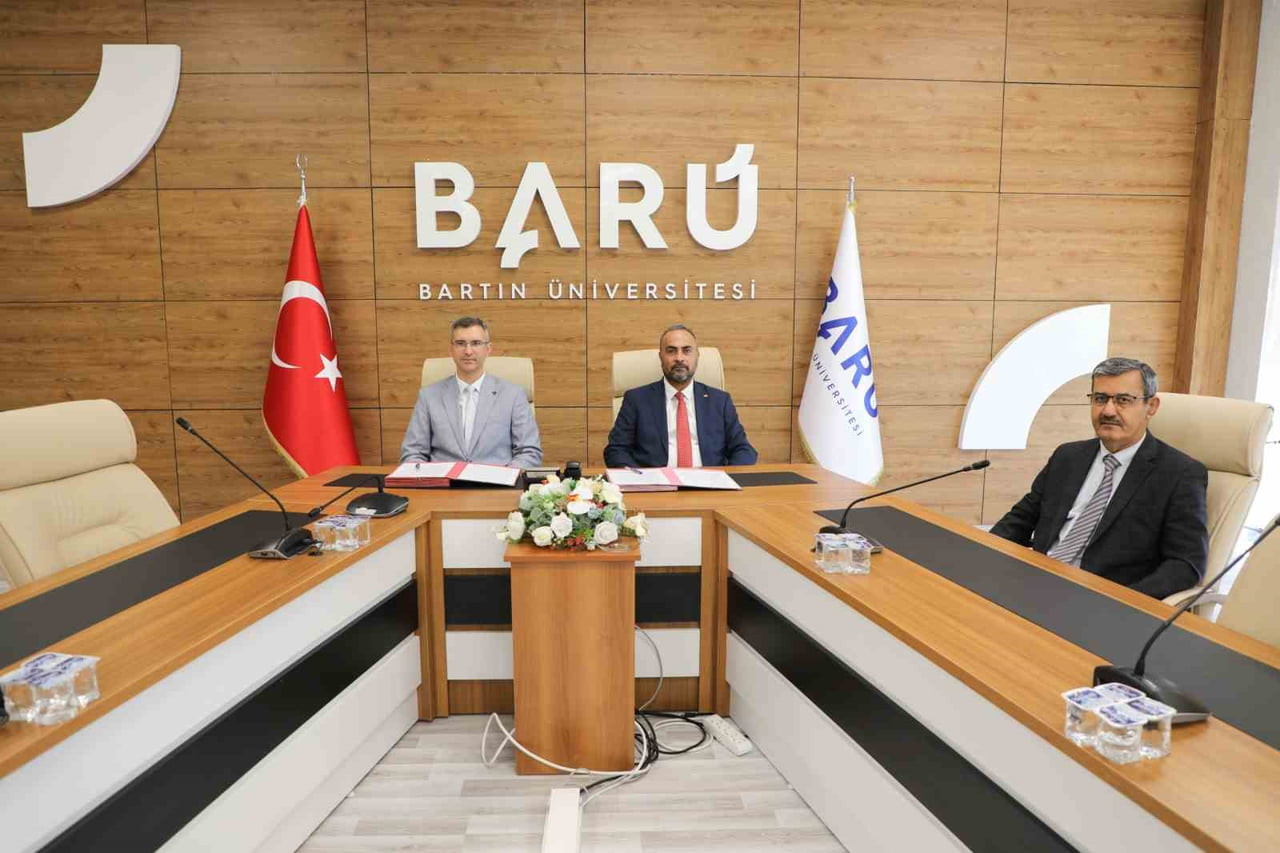 BARTIN ÜNİVERSİTESİ (BARÜ) İLE BATI KARADENİZ KALKINMA AJANSI (BAKKA) ARASINDA "BÖLGESEL KALKINMA...
