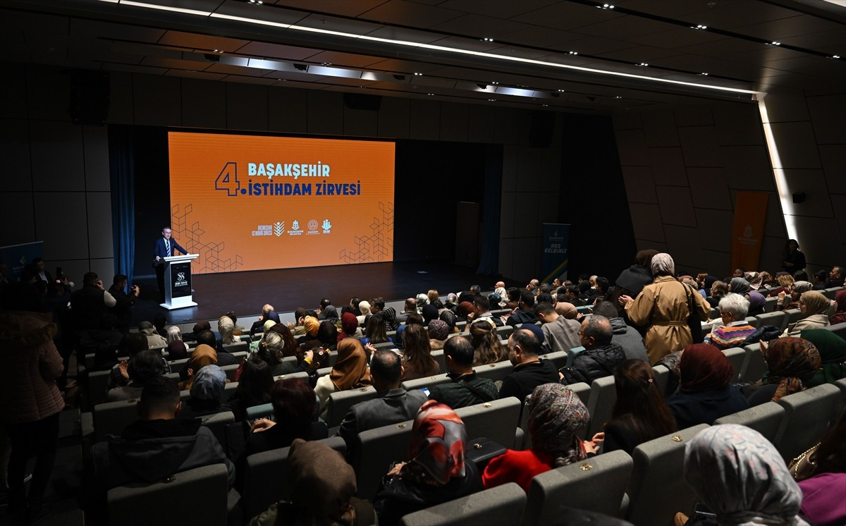 Başakşehir Belediyesi ve ilçe milli eğitim müdürlüğü işbirliğinde işverenlerle çalışanların bir...