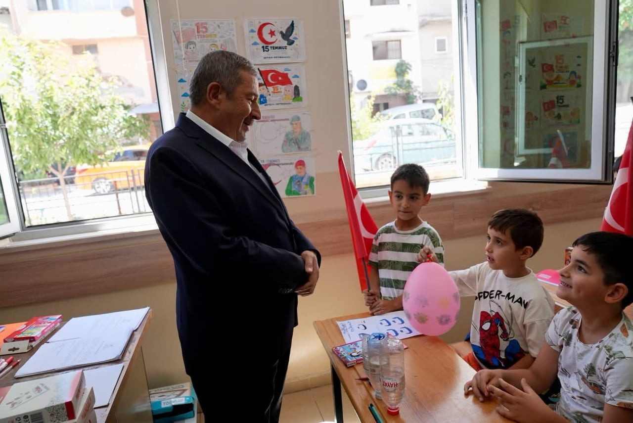 BAŞKAN BOZKURT, TÜGVA'DA GENÇLERLE BULUŞTU