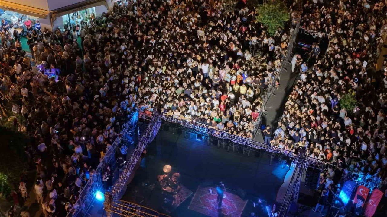 Başkan Çerçioğlu'ndan Nazilli'de yaz konseri