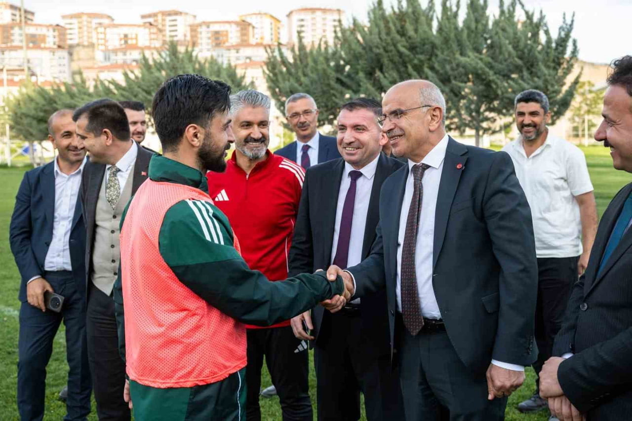 BAŞKAN ER’DEN MALATYA YEŞİLYURTSPOR'A MORAL ZİYARETİ