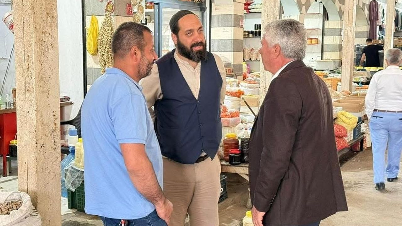 Başkan Karamehmetoğlu'ndan Esnafa Ziyaret