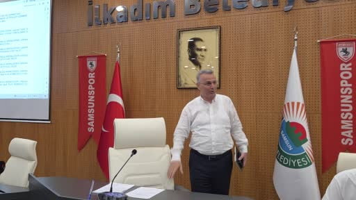 Başkan Kurnaz: "Sokak hayvanlarını topluyoruz ancak azalmıyor"