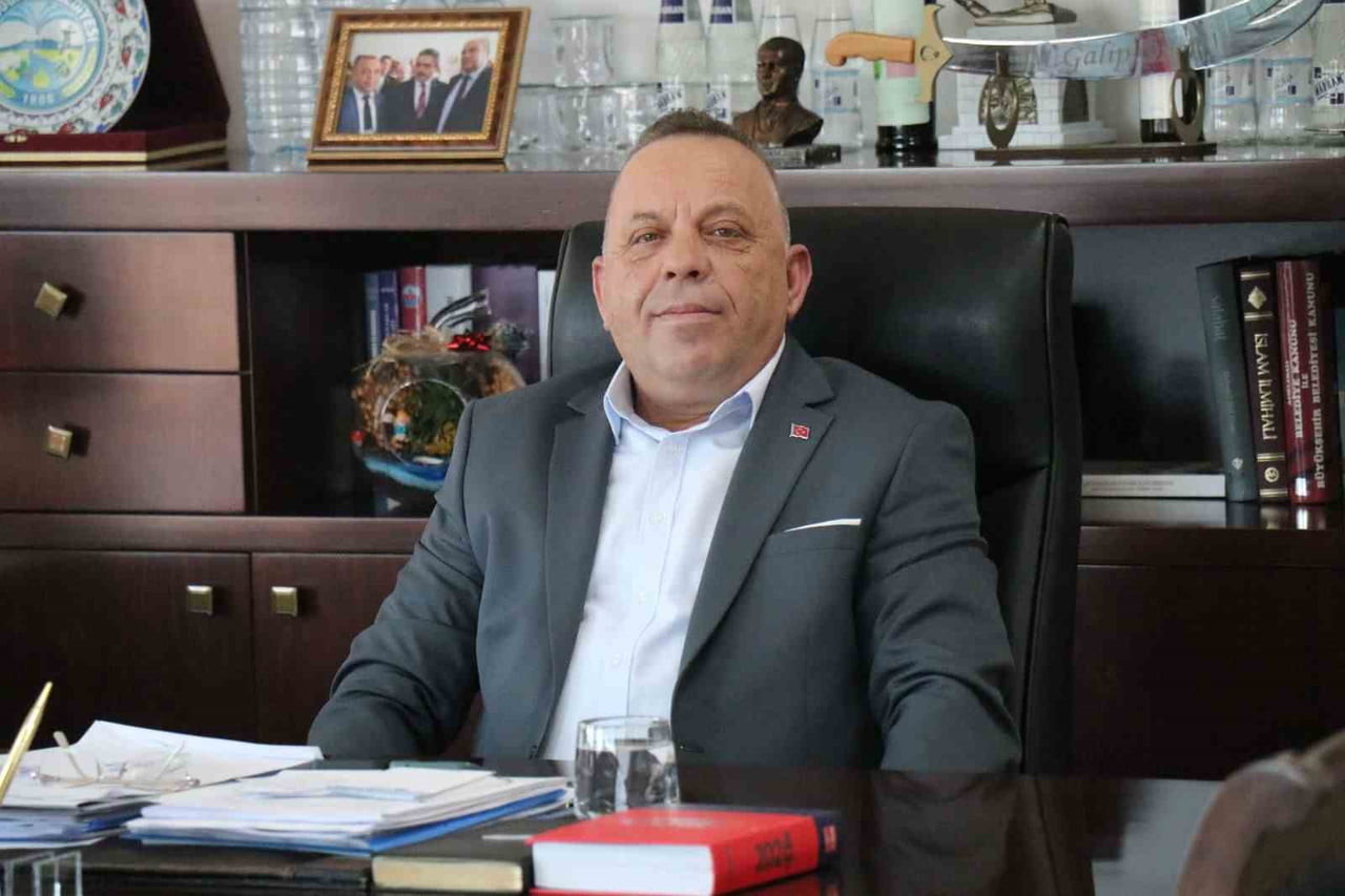 BAŞKAN ÖZEL: "ÜRETİMİN VE KALKINMANIN TEMELİNDE ÇİFTÇİLERİN ALIN TERİ VAR"