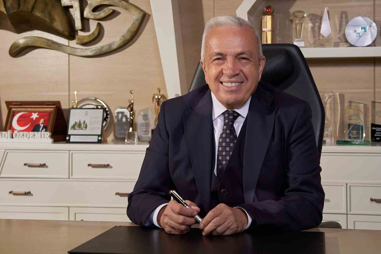 BAŞKAN ŞADİ ÖZDEMİR