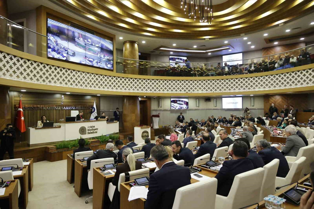 BAŞKAN VEKİLİ ÖZDEMİR, "4. ETAP RAYLI SİSTEM. KAMU YATIRIM PROGRAMINA DA ALINMASIYLA BİRLİKTE...