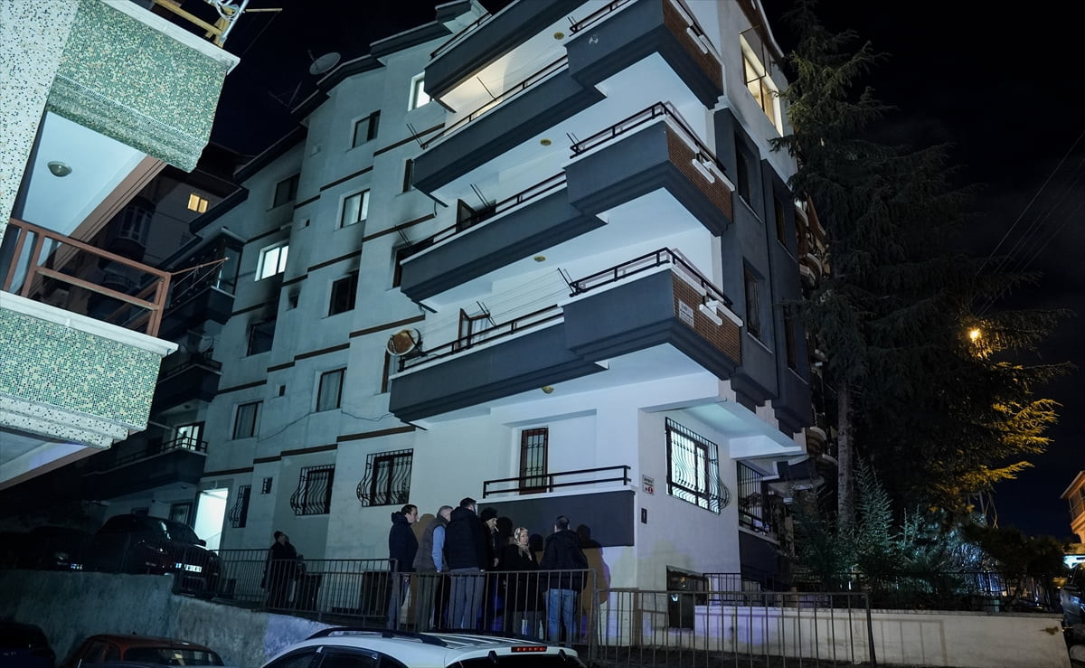 Başkentte bir apartman dairesinde çıkan yangın, itfaiye ekiplerince söndürüldü. Keçiören ilçesine...