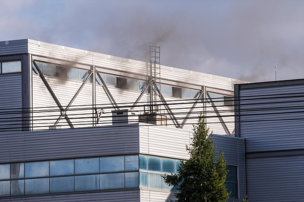 Başkentte bir basım merkezinde çıkan yangında hasar meydana geldi. Alınan bilgiye göre, Esenboğa...