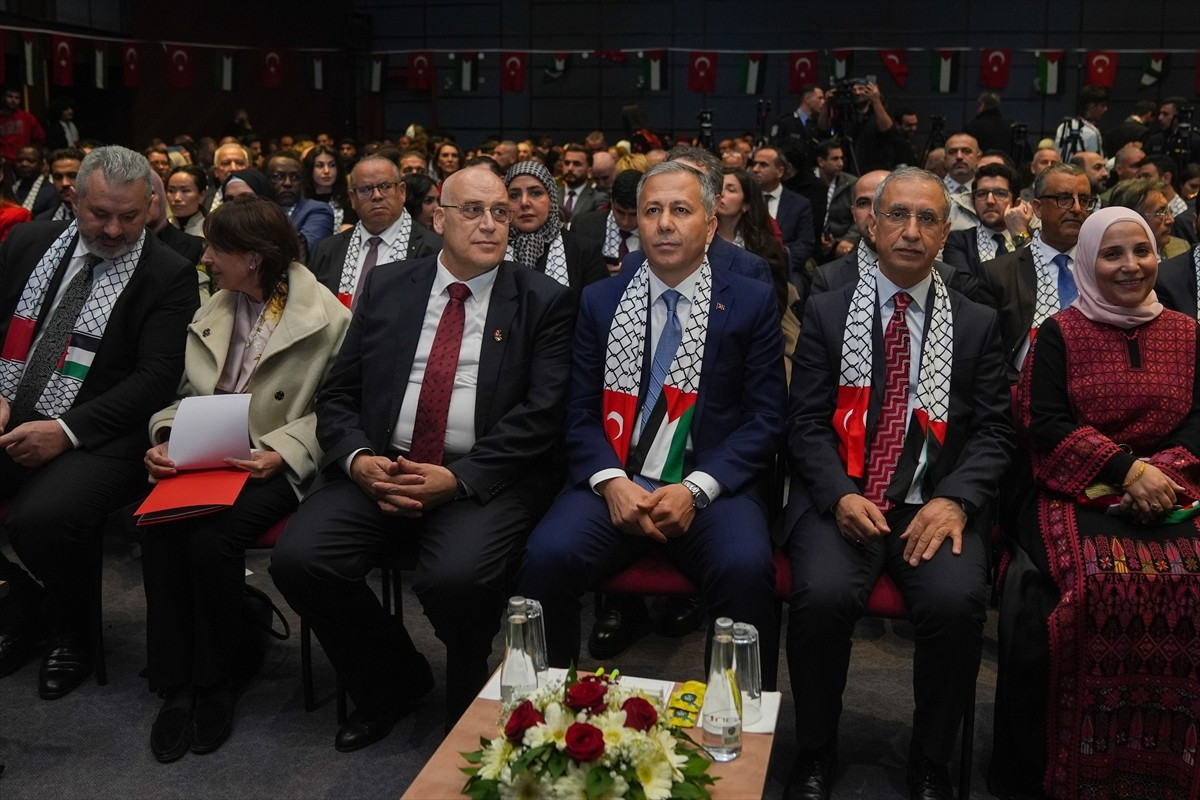 Başkentte, Filistin halkına destek amacıyla Uluslararası Dayanışma Günü kapsamında etkinlik...