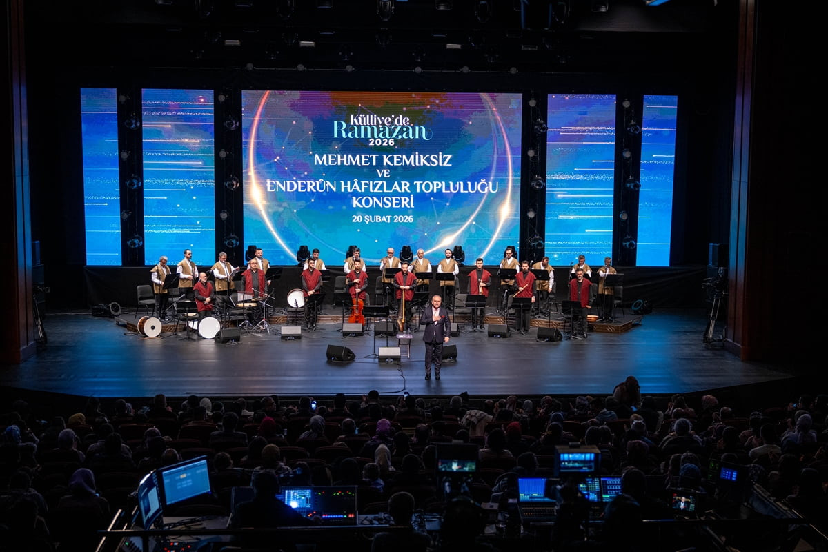 Başkentte "Külliye'de Ramazan" etkinlikleri kapsamında Mehmet Kemiksiz ve Enderun Hafızlar...