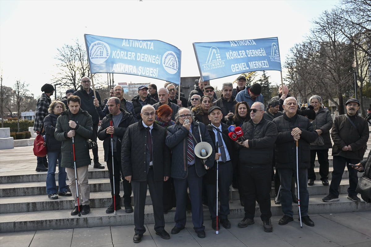 Başkentte, Türkiye Körler Federasyonu ve Altınokta Körler Derneğince bir araya getirilen görme...