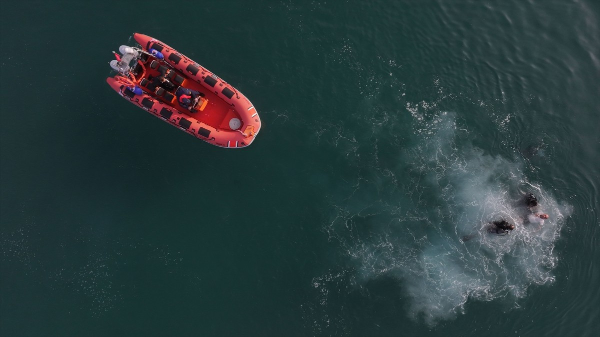Batı Akdeniz'de 649 kilometrelik kıyı şeridinde deniz kazası ve boğulmalar başta olmak üzere...