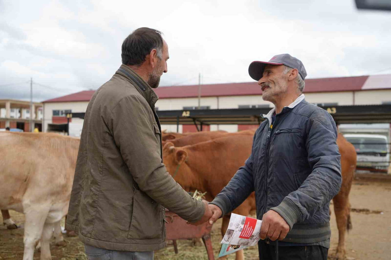 BAYBURT KURBAN PAZARINDA ARİFE HAREKETLİLİĞİ