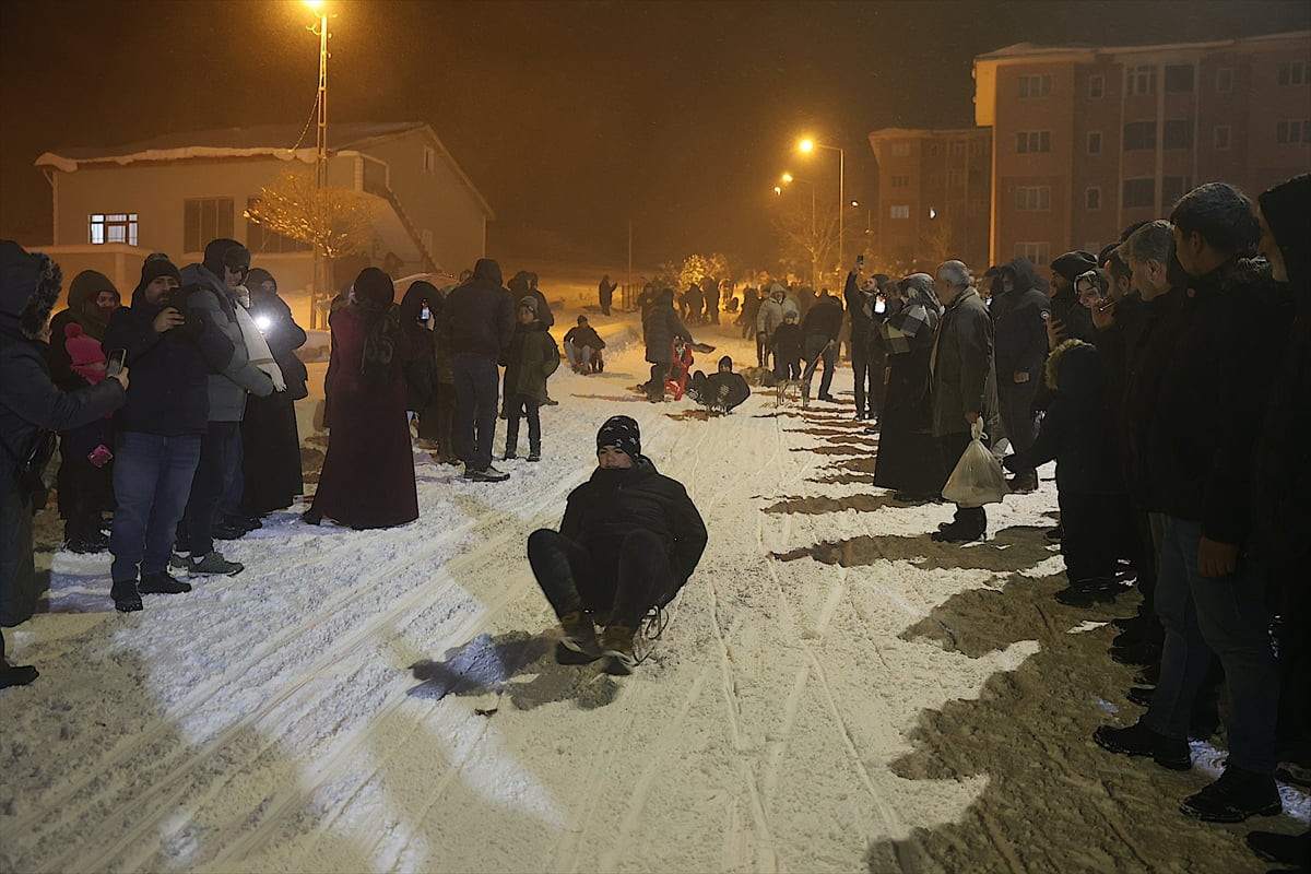 Bayburt'un Demirözü ilçesinde "2. Kızak Festivali" gerçekleştirildi. Demirözü Belediyesince TOKİ...