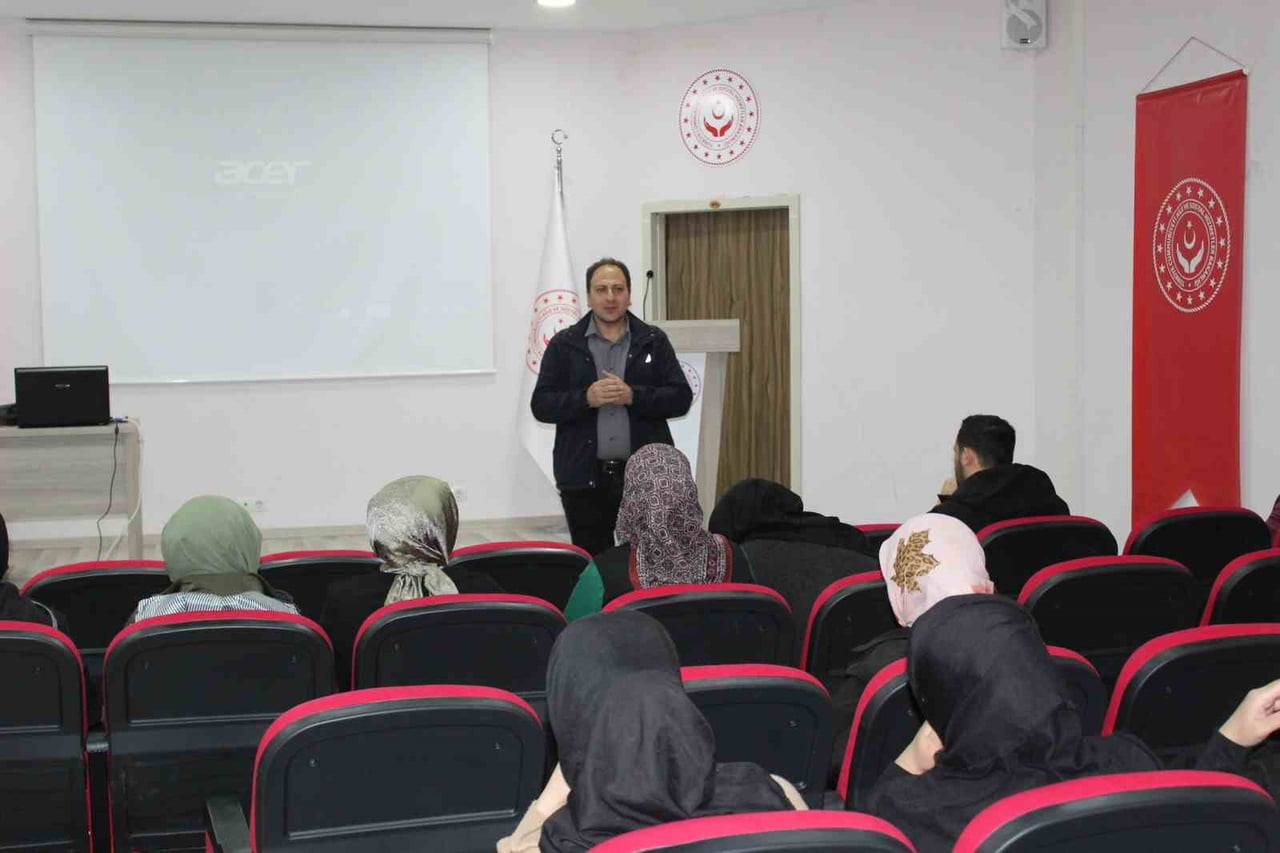 BAYBURT’TA ENGELLİ VATANDAŞLARA İSTİHDAM İMKANLARI ANLATILDI