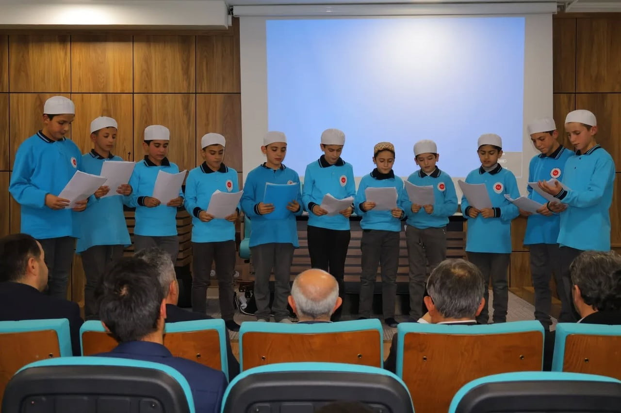BAYBURT’TA ÖĞRENCİLERE HAFIZLIĞIN ÖNEMİ ANLATILDI
