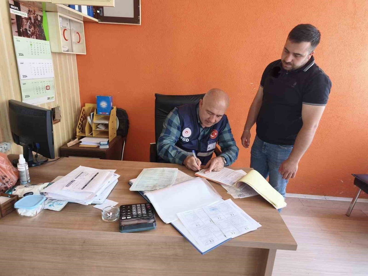 BAYBURT’TA PVC KAPI VE PENCERE ÜRETİCİLERİNE DENETİM