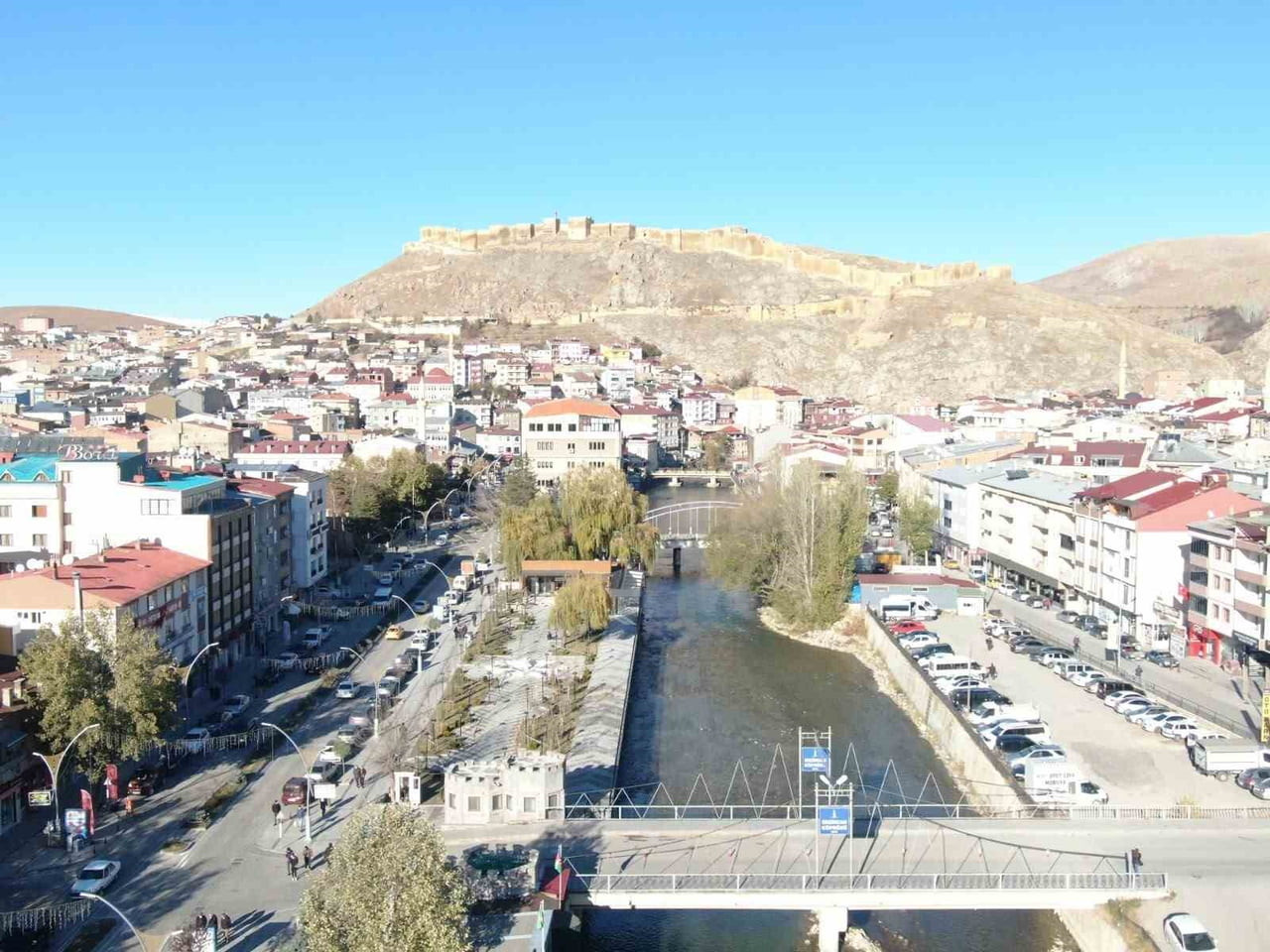 BAYBURT’TA VALİ YARDIMCILARI VE KAYMAKAMLAR DEĞİŞTİ