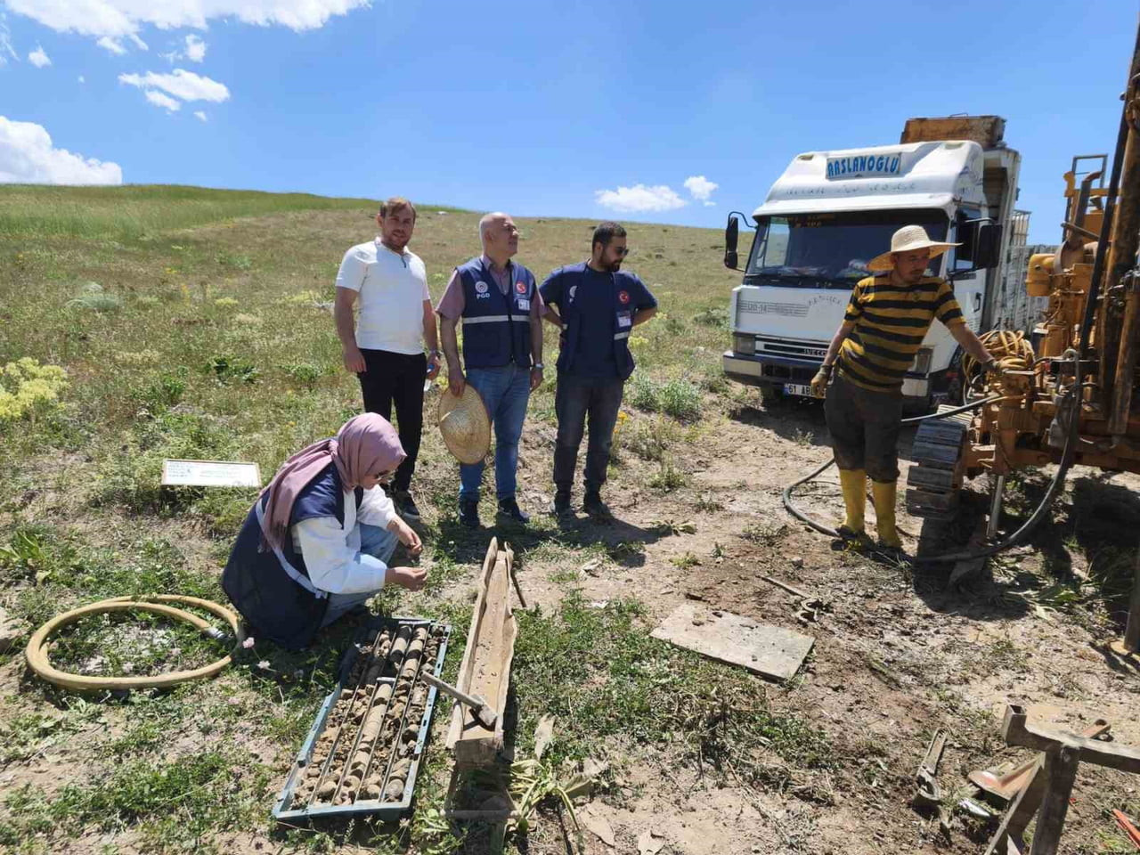 BAYBURT’UN GÜMÜŞSU KÖYÜNDE JEOLOJİK ETÜT ÇALIŞMALARI İNCELENDİ