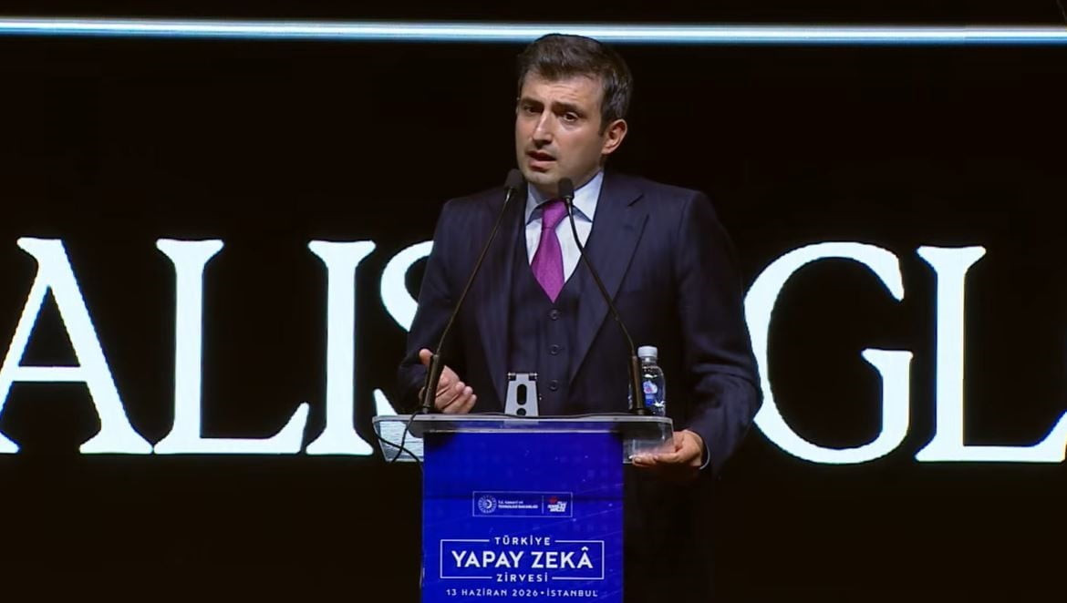BAYKAR YÖNETİM KURULU BAŞKANI SELÇUK BAYRAKTAR: “BİZİM GAYEMİZ, İNSANIN MAKİNELEŞTİĞİ DEĞİL...
