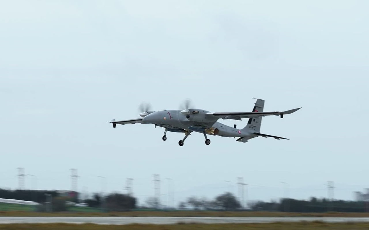 BAYRAKTAR AKINCI TİHA, KANATLI GÜDÜM KİTİ 82 İLE ATIŞ GERÇEKLEŞTİRDİ