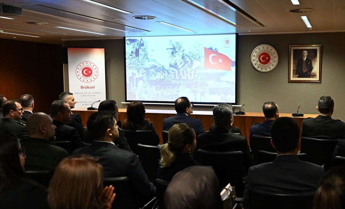 Belçika'nın başkenti Brüksel'de, 18 Mart Şehitleri Anma Günü ve Çanakkale Deniz Zaferi'nin 111....