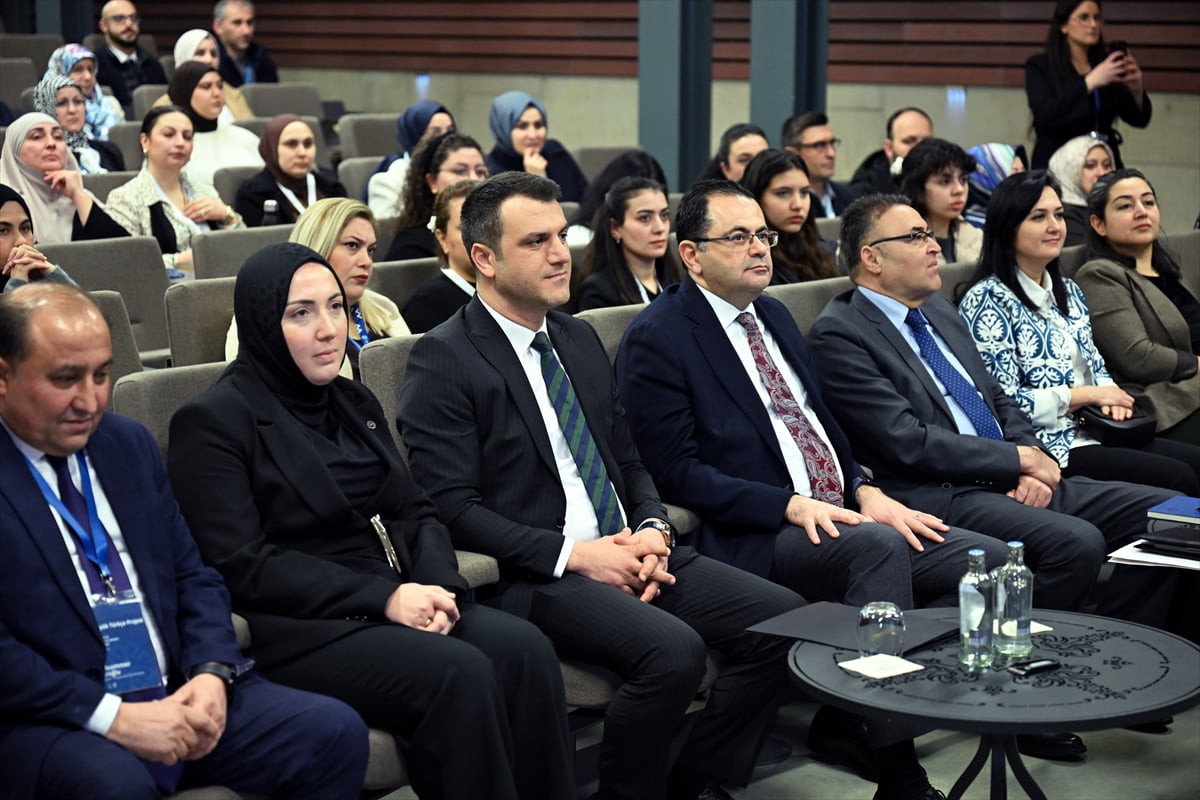Belçika'nın Heusden – Zolder kentinde Yurtdışı Türkler ve Akraba Topluluklar Başkanlığı (YTB) ve...