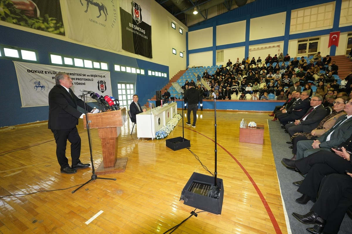 Beşiktaş Başkanı Serdal Adalı, Beşiktaş Kulübü ile Dokuz Eylül Üniversitesi arasında iş birliği ve...