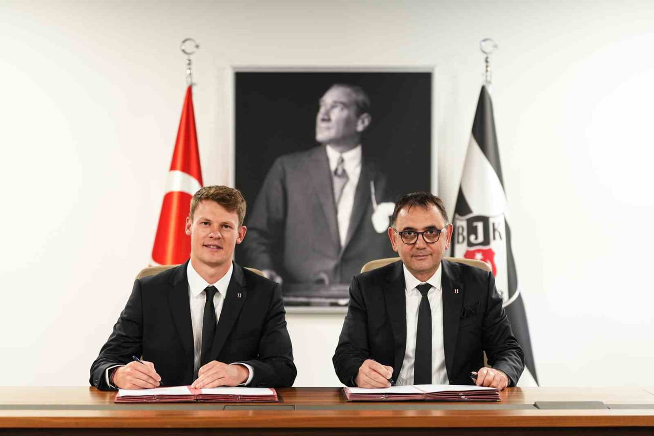 BEŞİKTAŞ, BAYERN MÜNİH'İN ALMAN KALECİSİ ALEXANDER NÜBEL İLE 3 YILLIK SÖZLEŞME İMZALADIĞINI...