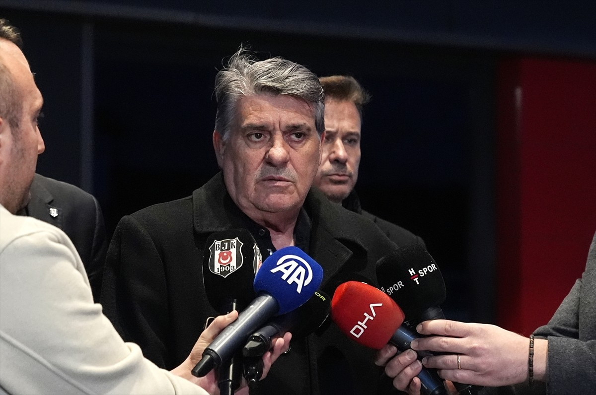 Beşiktaş Kulübü Başkanı Serdal Adalı, son dönemdeki hakem yönetimlerinin neden olduğu tartışmaları...