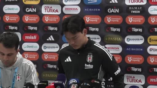 (Beşiktaş'ın Güney Koreli golcü oyuncusu Hyeon-gyu Oh, Antalyaspor maçının ardından yaptığı...