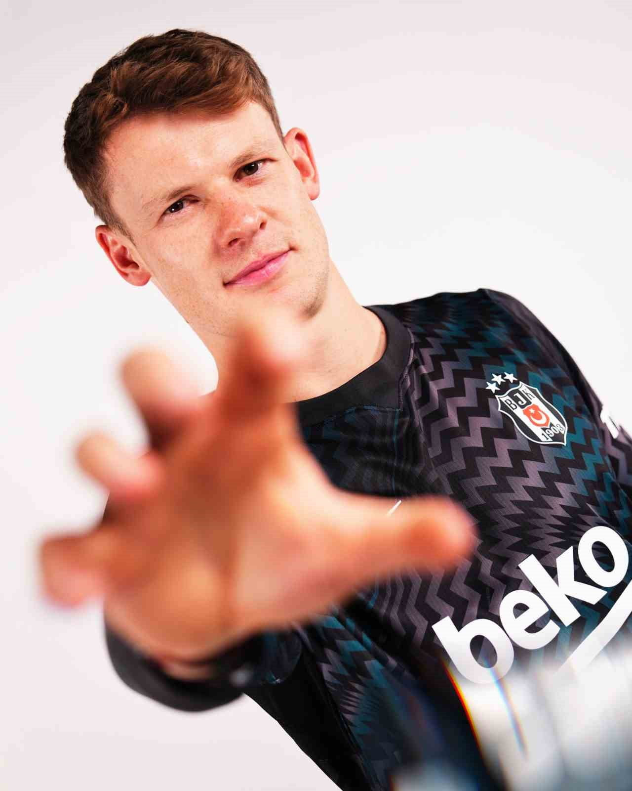 BEŞİKTAŞ'IN YENİ TRANSFERİ ALMAN KALECİ ALEXANDER NÜBEL, İLK MAÇINA ÇIKMAK İÇİN ÇOK HEYECANLI...