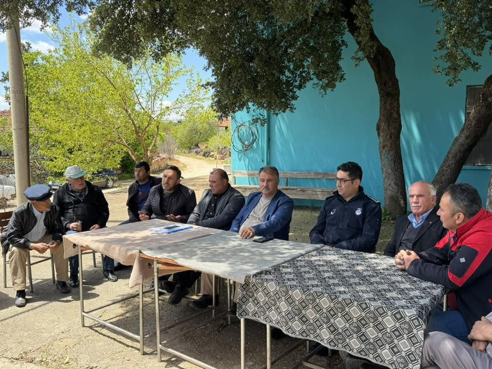 BEYAĞAÇ BELEDİYE BAŞKANI SEZAYİ PÜTÜN, KAPUZ MAHALLESİ SAKİNLERİYLE BİR ARAYA GELEREK TALEP VE...